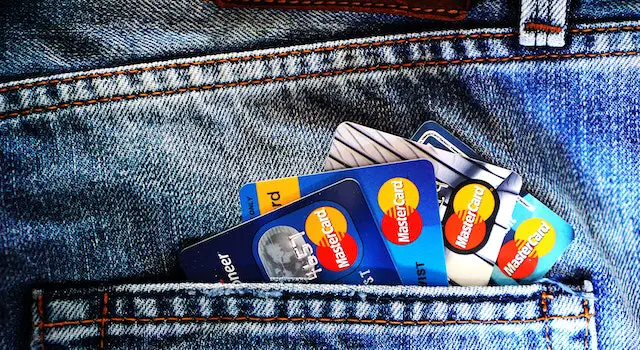 Advantages Of Using Credit Cards At Casinos