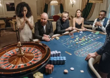 How Much Does A Casino Dealer Make In Tips?