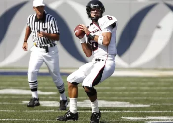 What Does the Word "+/-" Mean In Betting?