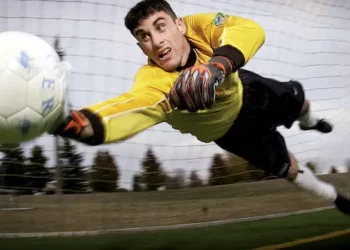 Is An Extra Point a Field Goal In Betting?