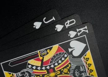 When Does The Dealer Have To Hit In Blackjack?