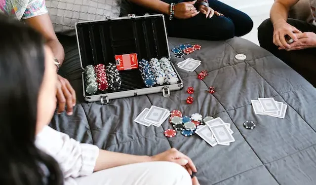 The Dark Side: Challenges Faced By Poker Dealers