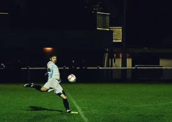 How to Bet on Football and Win?